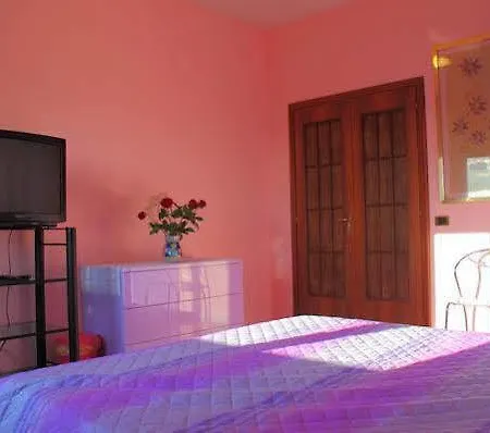 فندق مبيت وإفطار Hello